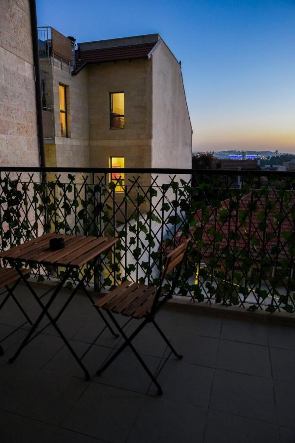 The Best Location In Jerusalem Exterior photo